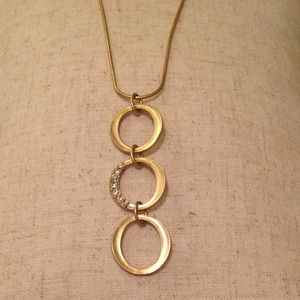 🛍Ellen Tracy gold (brass look) necklace